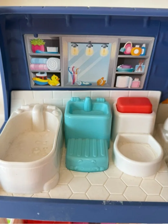 Fisher-Price Little People Friends Together Play House Lights & Sounds Learning - Picture 10 of 16